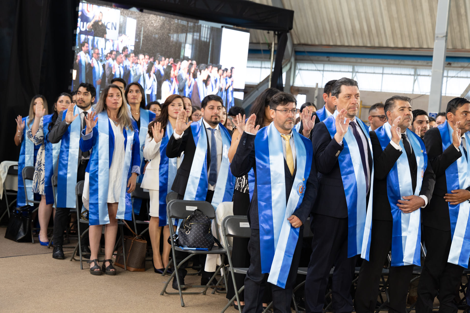 Ceremonia de Graduación 2024 Programas de Magíster - Universidad ...